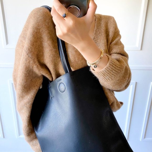 The Ava Genuine Leather Tote - Black - Picture 13 of 14